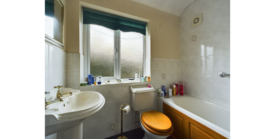 16 Holmwood Avenue, Kidderminster, DY11 6DA