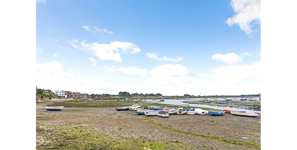 8 South Street, Emsworth, Hampshire, PO10 7EH