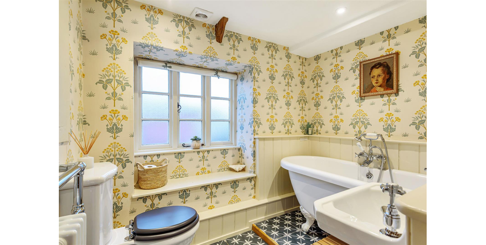 The Old Smithy , Cott Road , Dartington, TQ9 6HQ