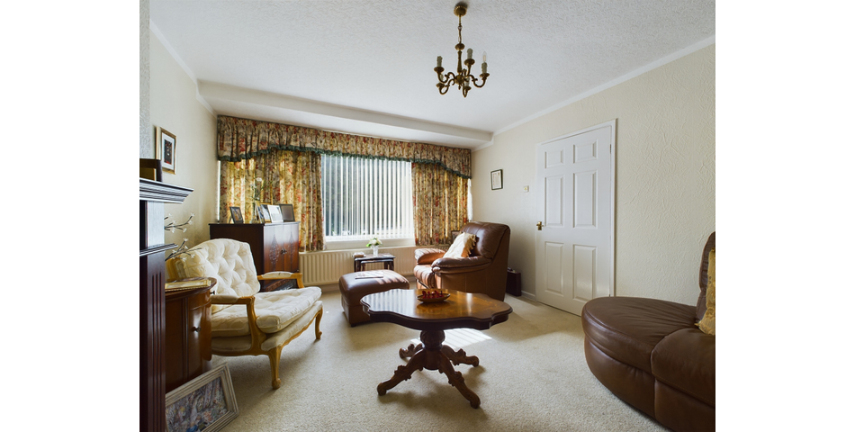 16 Holmwood Avenue, Kidderminster, DY11 6DA