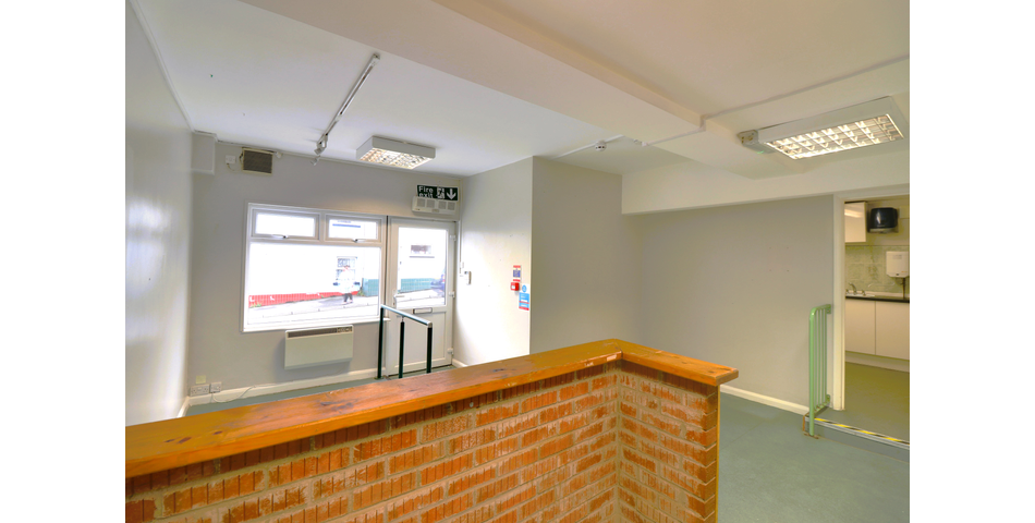 New Road, Great Torrington, Devon, EX38 8EJ