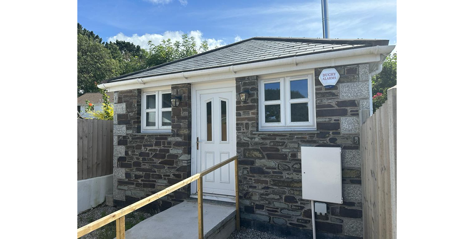 Rose Bungalow, 4a Pavilion Park, Tuckingmill, Camborne, TR14 8RG