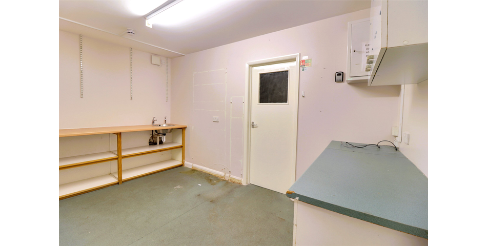 New Road, Great Torrington, Devon, EX38 8EJ