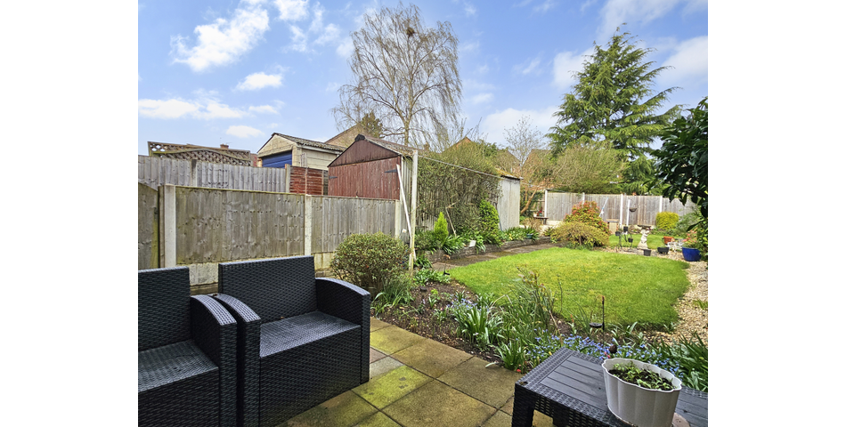 16 Holmwood Avenue, Kidderminster, DY11 6DA