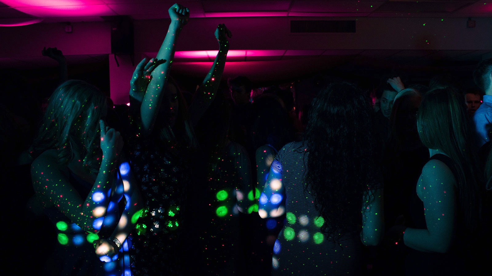 DJ;Party dj;hochzeit dj;hochzeits dj;event dj;Mobiler DJ;online dj bestellen>DJ Bestellung für Hochzeit;DJ verleihen;Karaoke DJ;karaoke;video dj mix;Event DJ;Sylvester-Party;mit;Karaoke Party;Karaoke Party Preis;Zell am See;Saalbach;Hinterglemm;Diskothek.