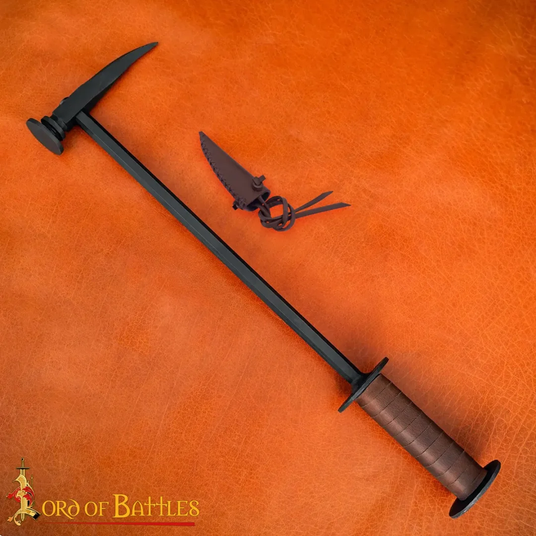 Medieval War Hammer Crowsbeak - Image 2