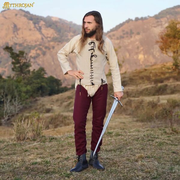 Medieval Linen Knee-Length Breeches