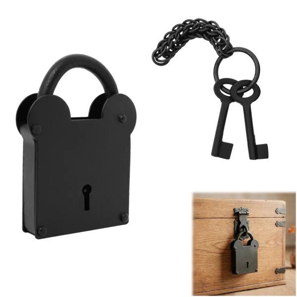Medici Hand-Forged Iron Padlock with Chainmail Keychain
