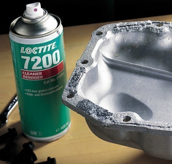 Loctite 7200 Chisel Gasket Remover 400ml BearingBoys