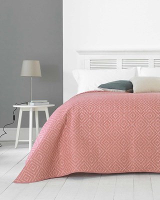Eve Embossed Design Bedspreads 240x260cm - Pink
