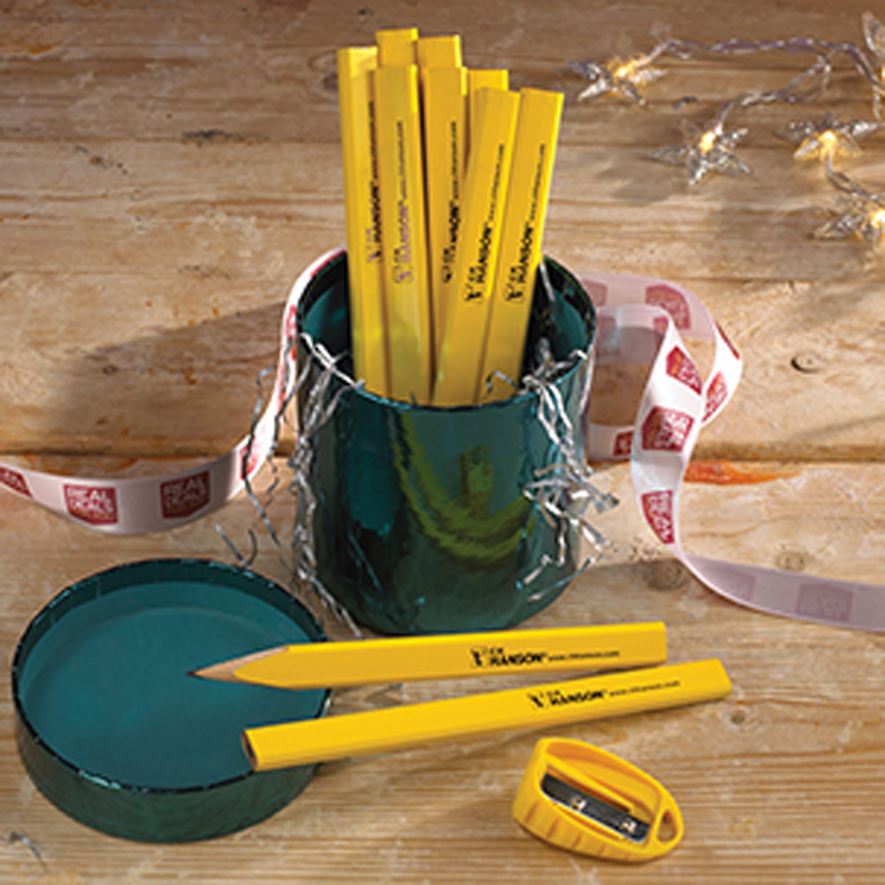 C.H Hanson Carpenters Pencils 10no Per Tub Plus Sharpener