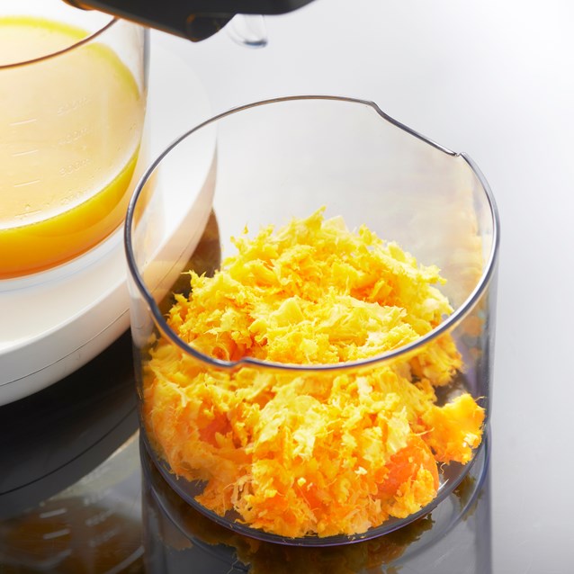 Slow Masticating Juicer White Slow Masticating Juicer White