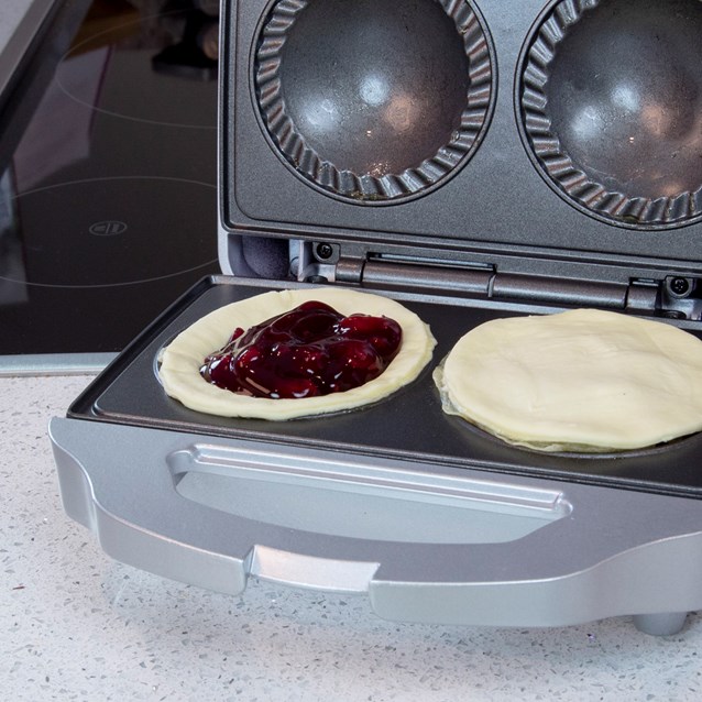 Double Pie Maker - 700 watt Double Pie Maker - 700 watt