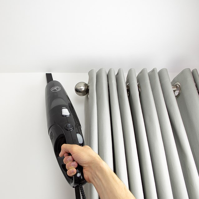 2-in-1 Upright & Handheld Vacuum Cleaner Black 2-in-1 Upright & Handheld Vacuum Cleaner Black