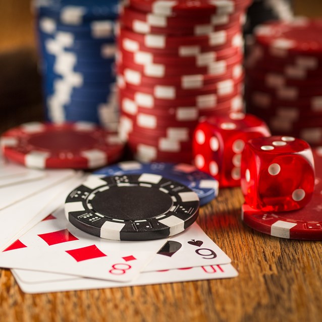 300PC Poker Set In Aluminium Case - 11.5g Chips 300PC Poker Set In Aluminium Case - 11.5g Chips