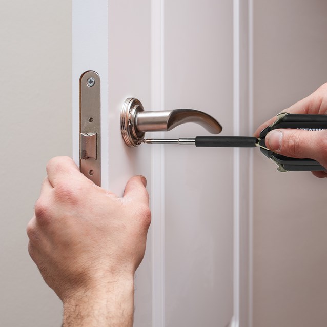 8in1 Screwdriver with Super Bright Light 8in1 Screwdriver with Super Bright Light