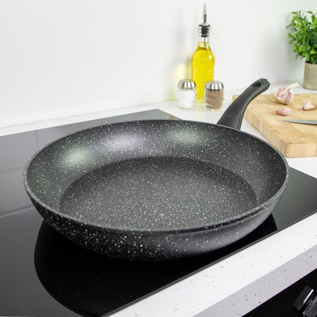 Blackmoor 32cm Frying Pan Blackmoor 32cm Frying Pan