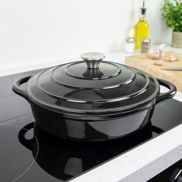 Blackmoor Cast Iron 28cm/2.5L Low Casserole Black Blackmoor Cast Iron 28cm/2.5L Low Casserole Black
