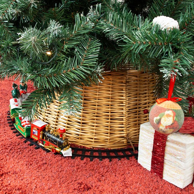 Full Willow Christmas Tree Skirt - Folding Full Willow Christmas Tree Skirt - Folding
