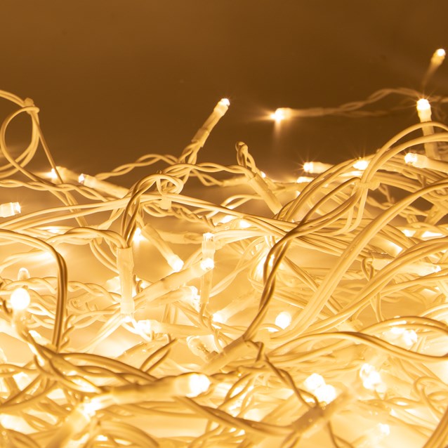 960 LED Icicle Light - Warm White 960 LED Icicle Light - Warm White
