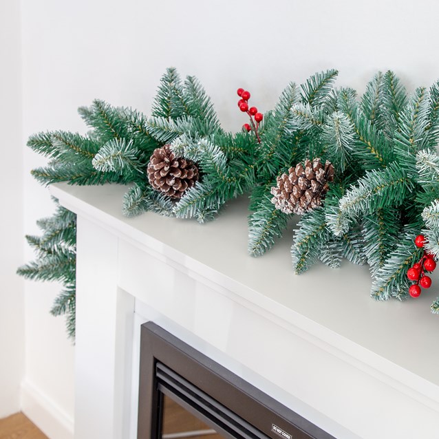 6FT Garland with Pinecones 6FT Garland with Pinecones