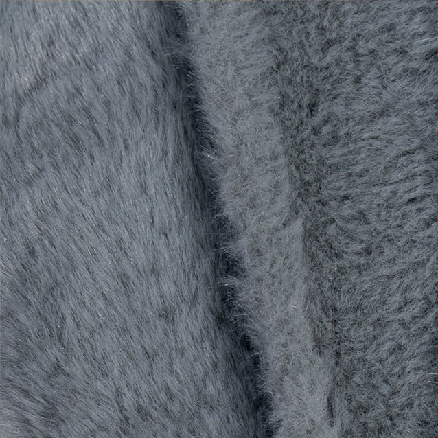 Light Grey Short Smooth Faux Fur Tree Skirt Light Grey Short Smooth Faux Fur Tree Skirt
