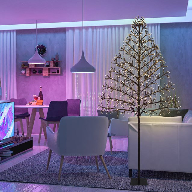 1.8M 744 LED's Twinkling Starburst Tree 1.8M 744 LED's Twinkling Starburst Tree