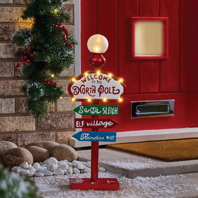 60cm Metal Welcome To The Noth Pole Sign 60cm Metal Welcome To The Noth Pole Sign