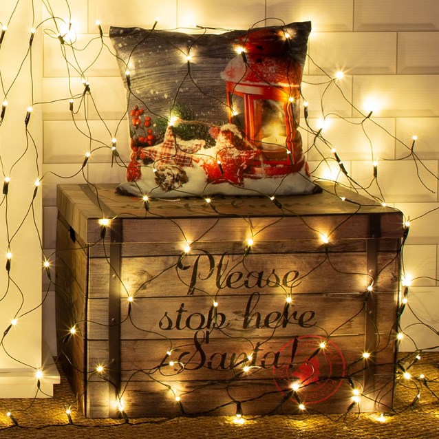 180 LED Net Chaser Light - Warm White 180 LED Net Chaser Light - Warm White