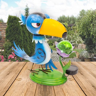 Metal Toucan with Solar LED Light