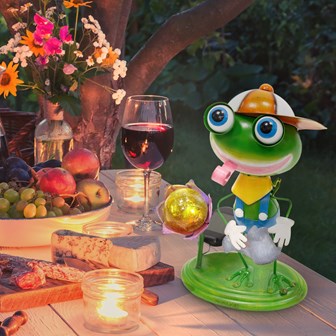 Metal Frog With Solar Light
