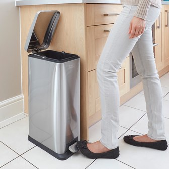 B+D 20L Slimline Soft Close Pedal Bin