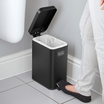 B+D 5L Slimline Soft Close Pedal Bin Matt Black