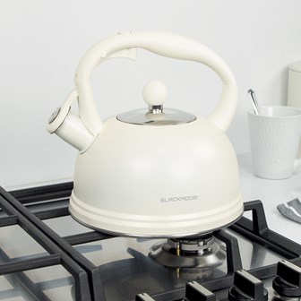 Blackmoor 2.5L Whistling Kettle