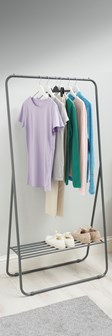 B+D Clothes Rail w/Hanging Vac Bag