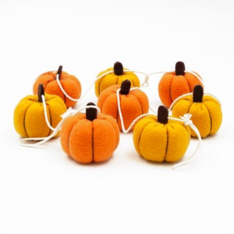 1.3M Felt Pumpkin Garland