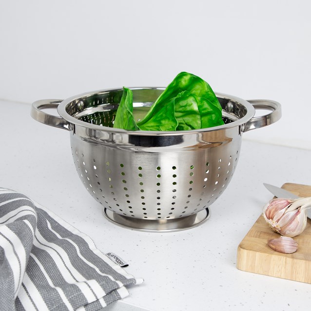 Blackmoor 24cm Stainless Steel Colander Blackmoor 24cm Stainless Steel Colander