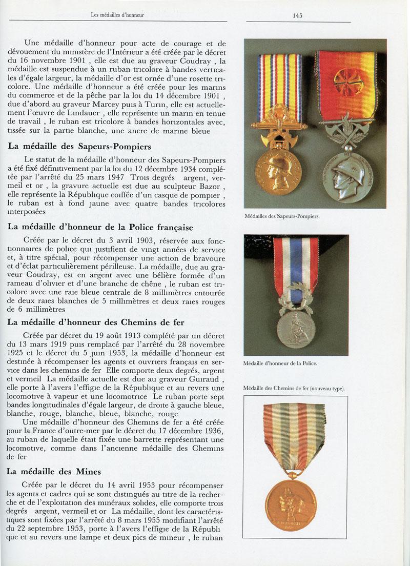 LES ORDRES DE CHEVALERIE ET LES DÉCORATIONS