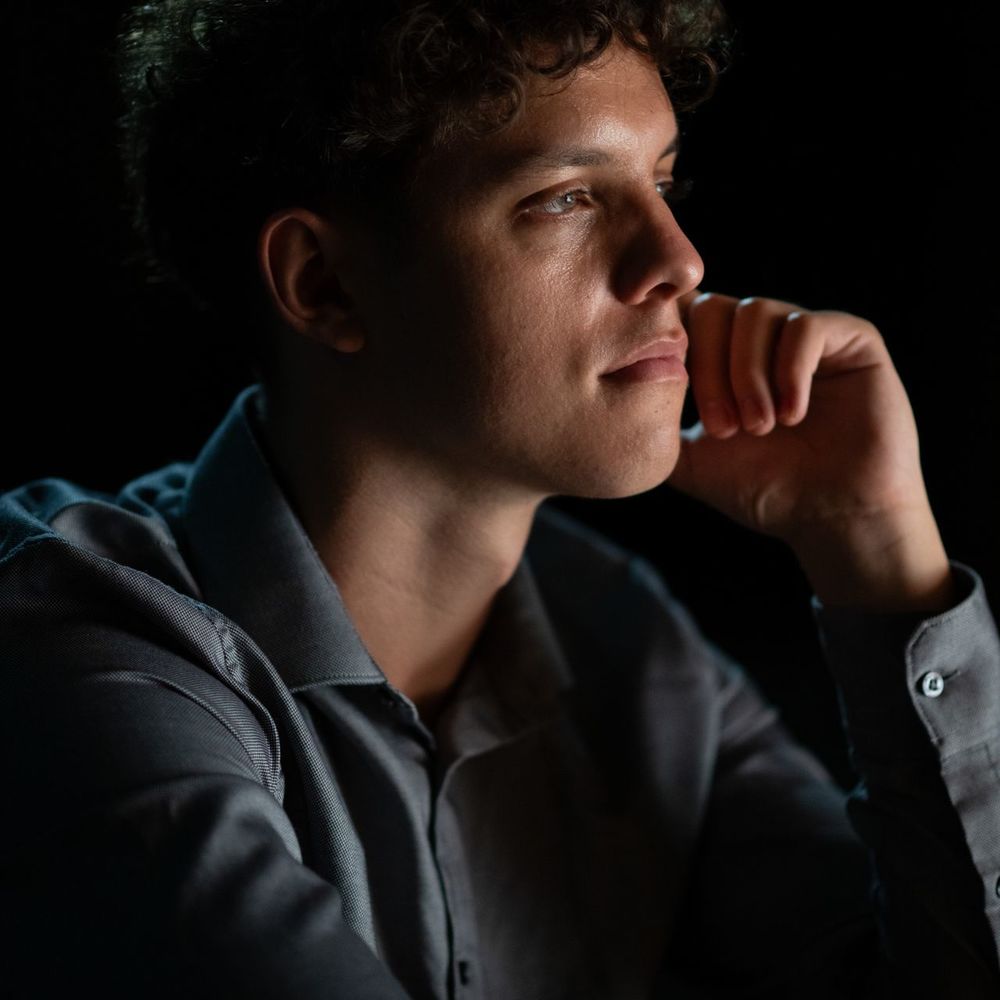 El Otoño Cultural ofrece un recital de piano de Gabriel Ducatenzeiler