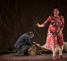 Amalia y el río, historia de una estraperlista'