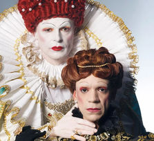 'Dos tronos, dos Reinas'