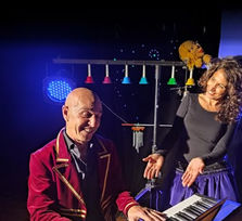 'Emma, Farfán y el teatro de artistas' 