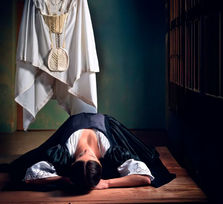 'Ni Monjas Ni Casadas'