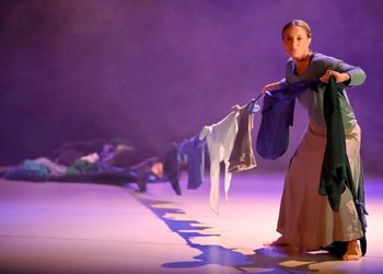 Danza familiar con 'Memorias de trapo' en Santa Cruz de Tenerife