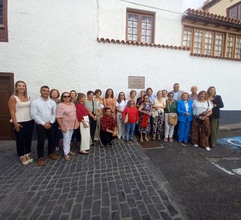 San Juan de la Rambla rinde homenaje a las mujeres caladoras de ayer y hoy