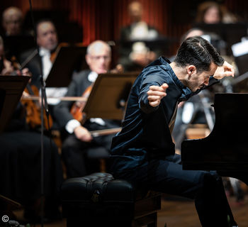 Juan Floristán abre el Festival Contemporáneo con un concierto escenificado de piano y performance