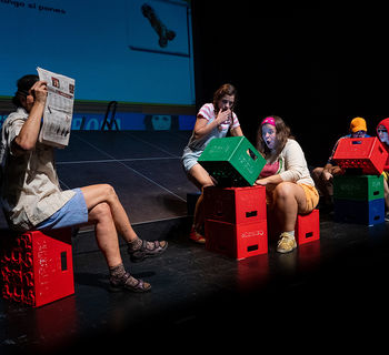 El Otoño Cultural CajaCanarias 2025 cierra su programación teatral con dos funciones de 'Panza de burro'