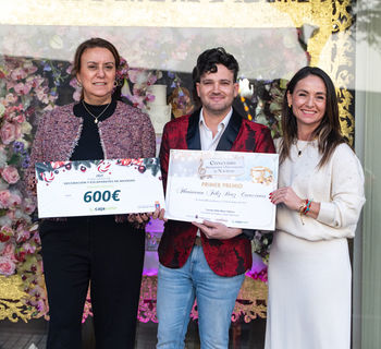 El comercio local luce su creatividad en el Concurso de Escaparates de Navidad