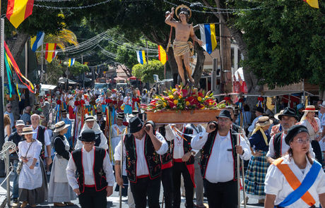 Pedro Guerra y Shaila Dúrcal protagonistas de las Fiestas Patronales de Adeje 