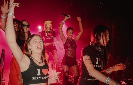 Cinco días de HER Feminist Festival para pasar del código al latido